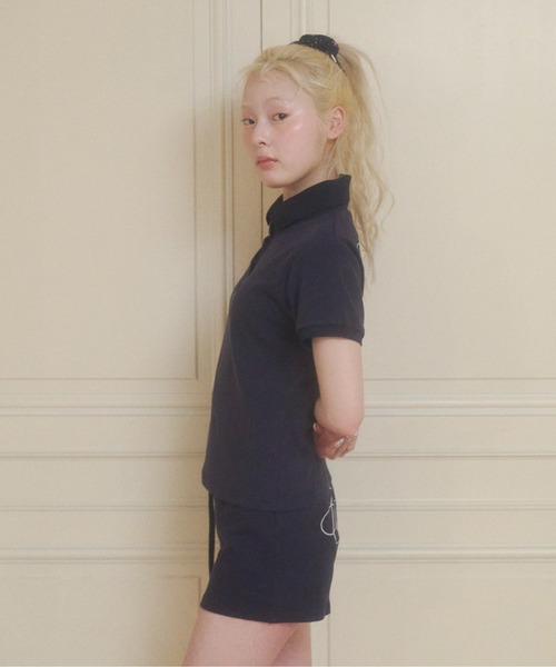 chernyy（チェルニー）の「chernyy polo shirt / バック刺繍ロゴポロシャツ（ポロシャツ・レディース・アイボリー/ネイビー・LARGE/MEDIUM/SMALL）」の15枚目の写真