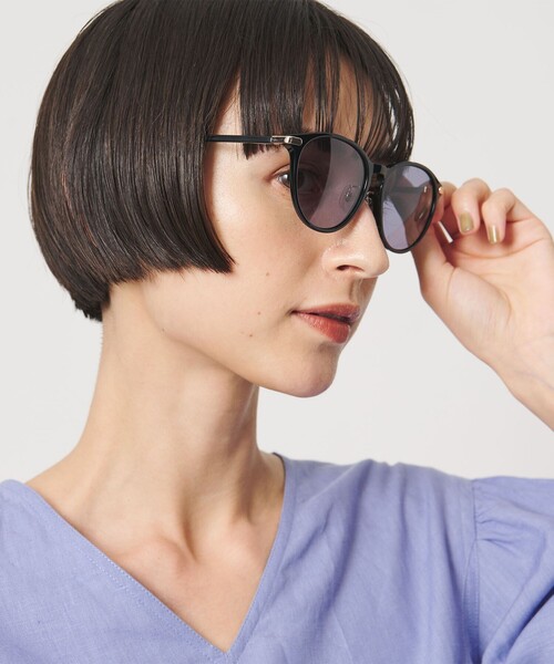 UNITED ARROWS(ユナイテッドアローズ)の「ワイド ウェリントン サングラス(サングラス・レディース・ブラック/ブラウン系・FREE)」の4枚目の写真