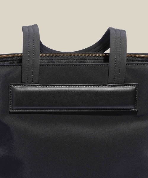 E'POR(エポール)の「【E'POR】【A4/PC対応・撥水・軽量】Pac Sac Tote(パックサックトート)/26SS新型(トートバッグ・レディース・ブラック・FREE)」の5枚目の写真