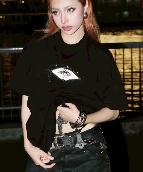 UNIZ(ユニズ)の「【UNIZ】Monster Zip Eye T-Shirt / 【ユニズ】ジップアイ半袖Tシャツ(Tシャツ/カットソー・メンズ・ブラック・02/01)」の1枚目の写真