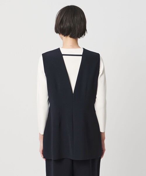 UNITED ARROWS（ユナイテッドアローズ）の「COMFY ベスト ‐防汚 UVカット ウォッシャブル‐（テーラードジャケット・レディース・ブラック/ネイビー・36/38）」の10枚目の写真
