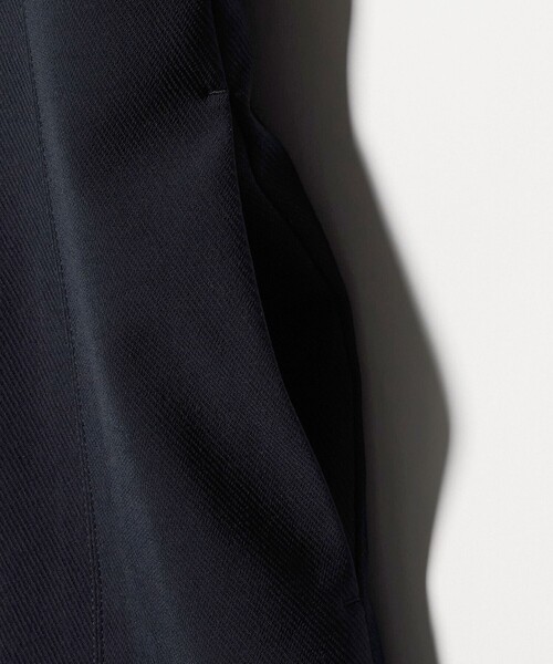 UNITED ARROWS（ユナイテッドアローズ）の「COMFY ベスト ‐防汚 UVカット ウォッシャブル‐（テーラードジャケット・レディース・ブラック/ネイビー・36/38）」の6枚目の写真