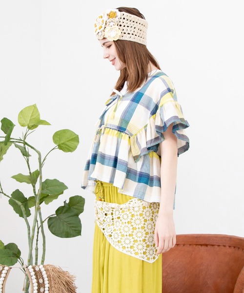 チャイハネ（チャイハネ）の「【チャイハネ】フラミナ手編みヘアバンド（ヘアバンド・レディース・ピンク/ホワイト・FREE）」の5枚目の写真