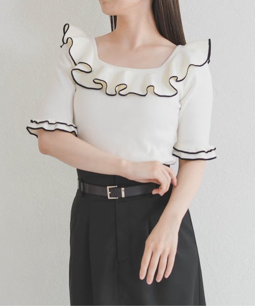 31 Sons de mode（トランテアン　ソン　ドゥ　モード）の「2026春夏新作 フリル配色ニット（ニット/セーター・レディース・ブラック/オフホワイト/レッド・ﾌﾘ-）」の4枚目の写真