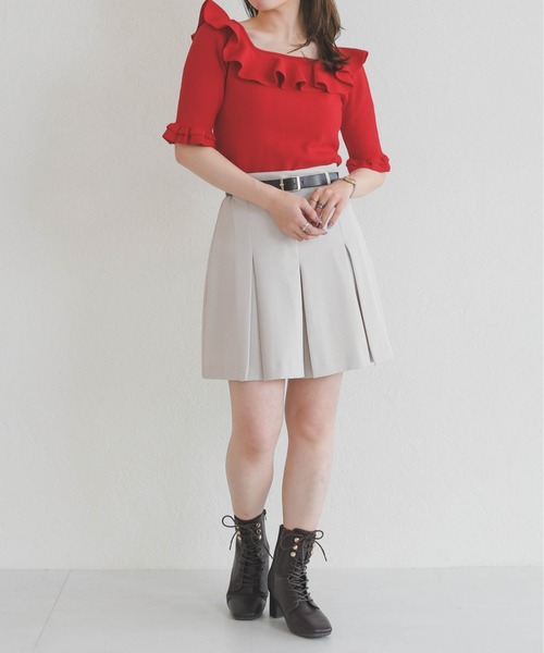 31 Sons de mode（トランテアン　ソン　ドゥ　モード）の「2026春夏新作 フリル配色ニット（ニット/セーター・レディース・ブラック/オフホワイト/レッド・ﾌﾘ-）」の17枚目の写真