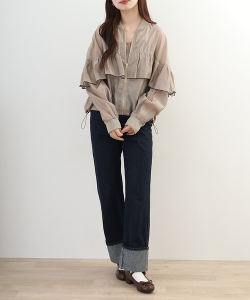EGLANTINE(エグランティーヌ)の「EGLANTINE シアーフリルブルゾン長袖(ブルゾン・レディース・スモークピンク/カーキ/インディゴブルー・38)」の10枚目の写真