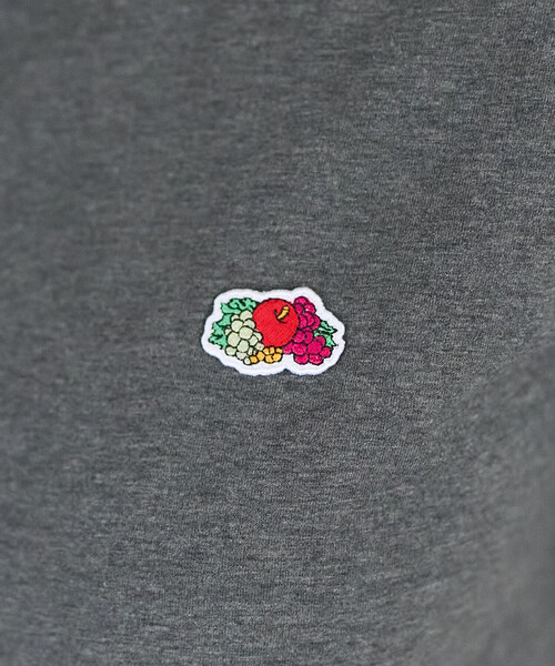 FREAK'S STORE(フリークスストア)の「FRUIT OF THE LOOM × FREAK'S STORE/フルーツオブザルーム 別注 ラグランミニTシャツ(Tシャツ/カットソー・レディース・ブラック/オフホワイト/チャコールグレー/ネイビー・フリ-)」の22枚目の写真