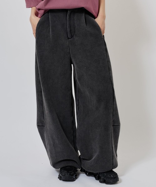 atmos pink(アトモスピンク)の「atmos pink Curve Sweat Pants / アトモス ピンク カーブ スウェット パンツ(スウェットパンツ・レディース・グレー/ピンク/チャコール・FREE)」の1枚目の写真