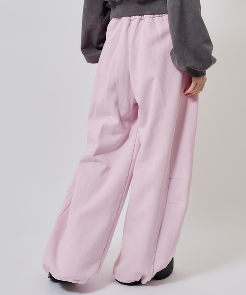 atmos pink(アトモスピンク)の「atmos pink Curve Sweat Pants / アトモス ピンク カーブ スウェット パンツ(スウェットパンツ・レディース・グレー/ピンク/チャコール・FREE)」の10枚目の写真