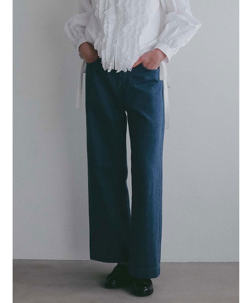 HER.(ハー)の「ルーズストレートデニム(その他パンツ・レディース・ホワイト/ダークインディゴブルー/ブラック・1/2)」の3枚目の写真