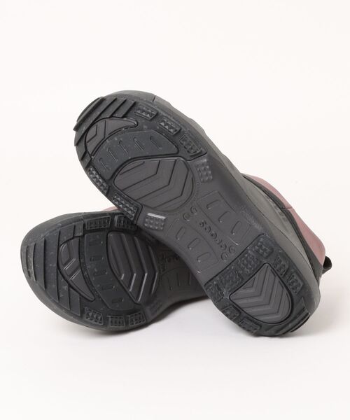 crocs（クロックス）の「【CROCS】212835-0LD QUICK TRAIL LOW TECH（スニーカー・レディース・グレー・26/25/24/23）」の3枚目の写真