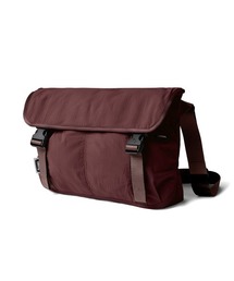Bellroy（ベルロイ）の「Bellroy-メッセンジャーバッグ Cinch Messenger Bag（メッセンジャーバッグ）」