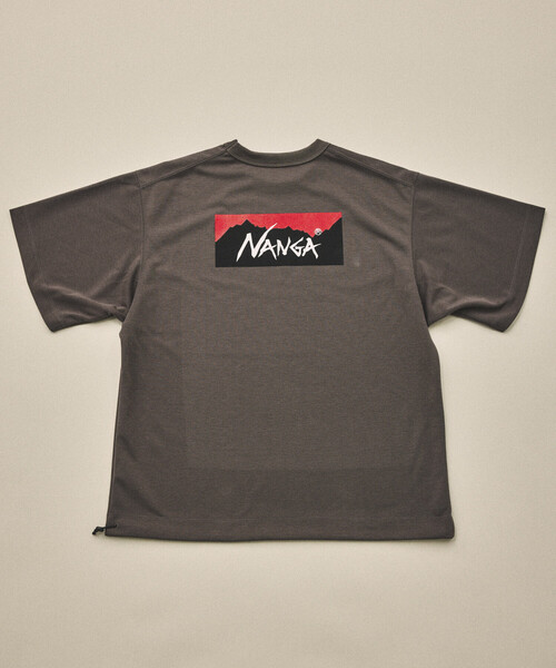NANGA(ナンガ)の「NANGA/ナンガ 新色追加 別注 neo-PRO スピンドル バックプリントTシャツ/日本製/遮熱/UVカット/吸水速乾/リラックスフィット(Tシャツ/カットソー・メンズ・ホワイト/ブラウン/チャコールグレー/ブラック・SMALL/MEDIUM/LARGE/X-LARGE)」の5枚目の写真