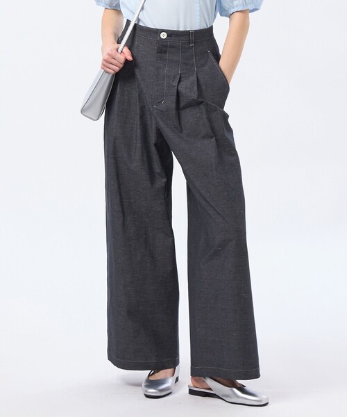 MACKINTOSH PHILOSOPHY(マッキントッシュ フィロソフィー)の「ハケメコットンリネンタックパンツ(デニムパンツ・レディース・ダークネイビー/ブルー系その他2・40/38/36)」の1枚目の写真
