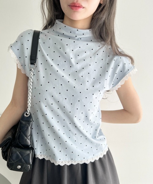 Loueme(ルエム)の「ドットレースフレンチスリーブトップス(Tシャツ/カットソー・レディース・ブラック/ホワイト/ライトブルー/グレー・FREE)」の4枚目の写真