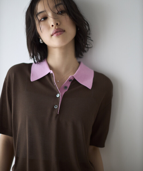 Firsthand（ファーストハンド）の「Firsthand/ファーストハンド リラックスフィット 配色デザイン ポロニット / バイカラー / マルチボーダー（ポロシャツ・レディース・レッド/チャコールグレー/ブラウン/サックスブルー・FREE）」の2枚目の写真