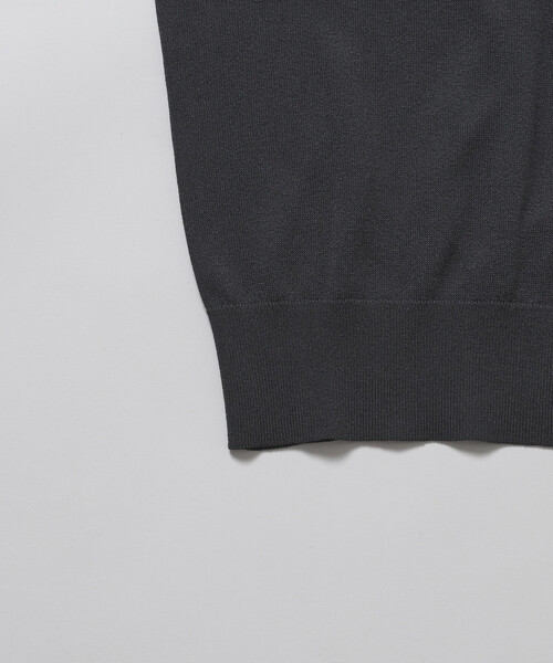 Firsthand（ファーストハンド）の「Firsthand/ファーストハンド リラックスフィット 配色デザイン ポロニット / バイカラー / マルチボーダー（ポロシャツ・レディース・レッド/チャコールグレー/ブラウン/サックスブルー・FREE）」の9枚目の写真