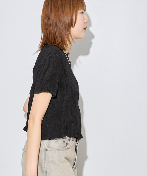 Gongdid Design(ゴンディッドデザイン)の「【Gongdid Design】 Carry Over_Wavy_Crop Top:トップス(Tシャツ/カットソー・レディース・アイボリー/ブラック/ライトグレー・FREE)」の7枚目の写真