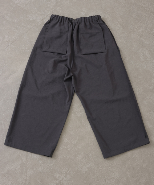 JOURNAL STANDARD LUXE（ジャーナルスタンダード　ラックス）の「トロピカル ヘムイージーパンツ（その他パンツ・レディース・チャコールグレー/ブラック・FREE）」の3枚目の写真