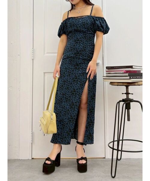 EVRIS（エヴリス）の「ストラップリボンヒールサンダル（サンダル・レディース・その他1/アイボリー/ブラック・SMALL/MEDIUM/LARGE）」の10枚目の写真