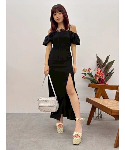 EVRIS（エヴリス）の「ストラップリボンヒールサンダル（サンダル・レディース・その他1/アイボリー/ブラック・SMALL/MEDIUM/LARGE）」の13枚目の写真