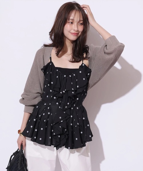 Mystrada(マイストラーダ)の「フリルキャミ(シャツ/ブラウス・レディース・ブラック/ベージュ・38/36)」の4枚目の写真