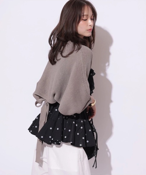 Mystrada(マイストラーダ)の「フリルキャミ(シャツ/ブラウス・レディース・ブラック/ベージュ・38/36)」の7枚目の写真