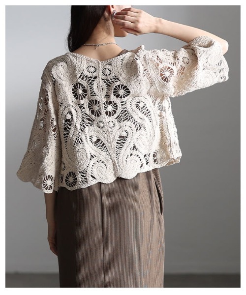 Sawa a la mode(サワアラモード)の「クロシェ透かし編みショートボレロ(カーディガン/ボレロ・レディース・アイボリー/ブラック・FREE)」の11枚目の写真