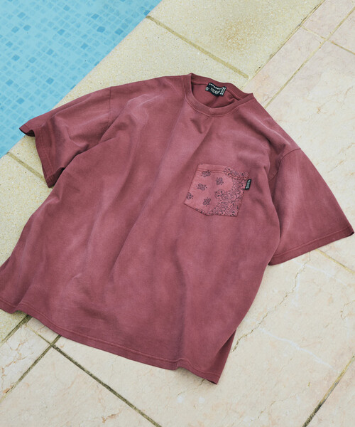 HAV-A-HANK(ハバハンク )の「HAV-A-HANK/ハバハンク HAV-A-HANK×FREAK'S STORE/ハバハンク 別注 バックプリント バンダナデザイン ピグメント クルーネックTシャツ(Tシャツ/カットソー・メンズ・ブラウン/ワインレッド/グリーン/ホワイト/チャコールグレー/ブルー・MEDIUM/LARGE/SMALL)」の11枚目の写真