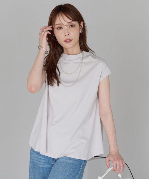 PREFERIR(プレフェリール)の「体型カバー 裾フレア フレンチスリーブTシャツ|きれい見えカットソー(Tシャツ/カットソー・レディース・ベージュ/ブラック/ブラウン/ホワイト・MEDIUM/LARGE)」の4枚目の写真