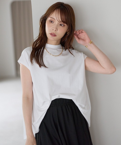 PREFERIR(プレフェリール)の「体型カバー 裾フレア フレンチスリーブTシャツ|きれい見えカットソー(Tシャツ/カットソー・レディース・ベージュ/ブラック/ブラウン/ホワイト・MEDIUM/LARGE)」の2枚目の写真