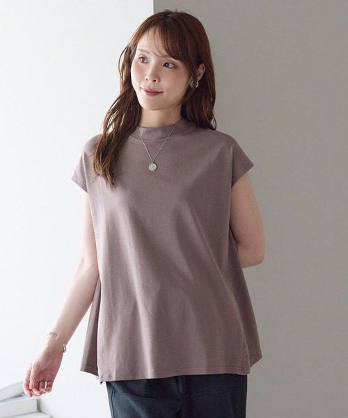 PREFERIR(プレフェリール)の「体型カバー 裾フレア フレンチスリーブTシャツ|きれい見えカットソー(Tシャツ/カットソー・レディース・ベージュ/ブラック/ブラウン/ホワイト・MEDIUM/LARGE)」の6枚目の写真