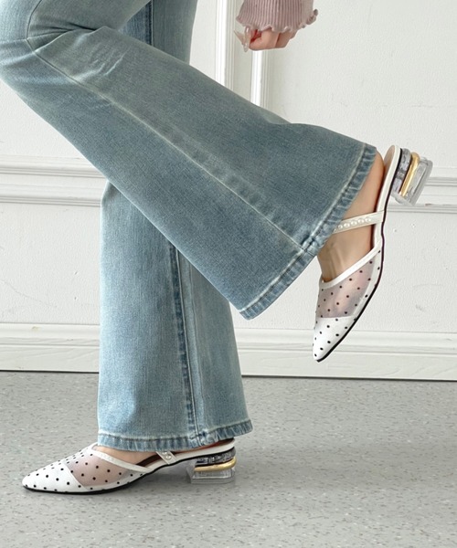 Shoes in Closet(シューズインクローゼット)の「クリアゴールドヒール チュール パールストラップ ミュール パンプス 492(パンプス・レディース・ブラック/ホワイト/アイボリー・L/M/S/LL)」の1枚目の写真