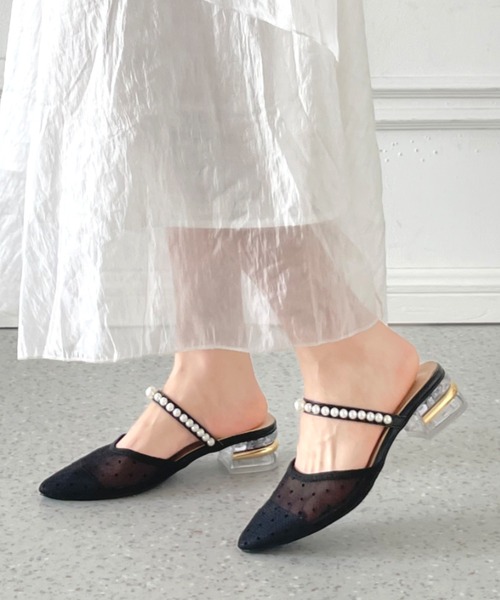 Shoes in Closet(シューズインクローゼット)の「クリアゴールドヒール チュール パールストラップ ミュール パンプス 492(パンプス・レディース・ブラック/ホワイト/アイボリー・L/M/S/LL)」の3枚目の写真