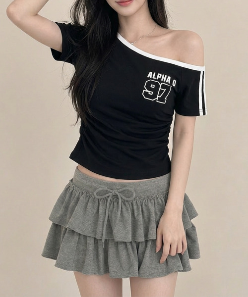 VIVID LADY(ビビッドレディー)の「ワンショルダー スリーブライン 半袖Tシャツ(Tシャツ/カットソー・レディース・ブラック/ワイン/ホワイト/ネイビー・FREE)」の21枚目の写真