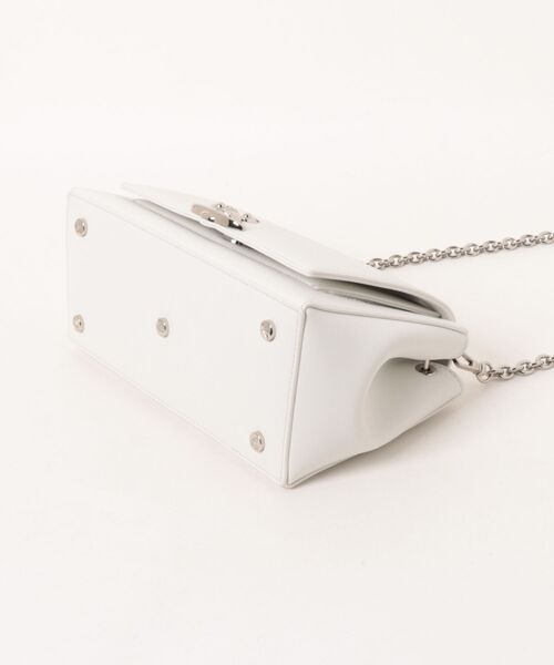 Vivienne Westwood(ヴィヴィアンウエストウッド)の「HAZEL MEDIUM HANDBAG(ショルダーバッグ・レディース・ホワイト・FREE)」の3枚目の写真