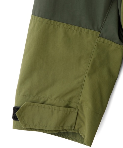 WHITE MOUNTAINEERING(ホワイトマウンテニアリング)の「WHITE MOUNTAINEERING × UMBRO MULTI POCKET COAT WM2573222(その他アウター・メンズ・カーキ・3)」の4枚目の写真