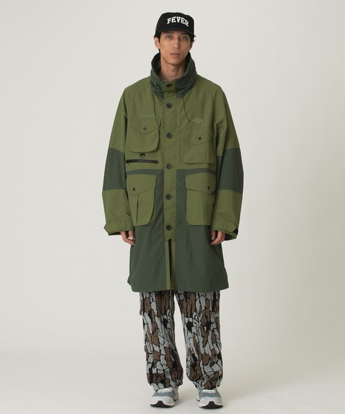 WHITE MOUNTAINEERING(ホワイトマウンテニアリング)の「WHITE MOUNTAINEERING × UMBRO MULTI POCKET COAT WM2573222(その他アウター・メンズ・カーキ・3)」の11枚目の写真