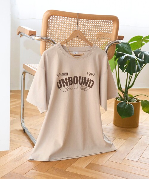 coen(コーエン)の「【汗染み軽減】 立体ロゴ風プリントTシャツ(Tシャツ/カットソー・レディース・ベージュ/オフホワイト/ライトグレー・M/L)」の15枚目の写真