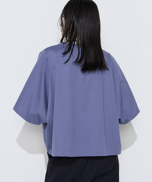 Gabardine K.T(ギャバジンケーティー)の「プレーティング天竺 テントラインプルオーバー(Tシャツ/カットソー・レディース・ブラウン/ブルー/ミント・9号)」の4枚目の写真