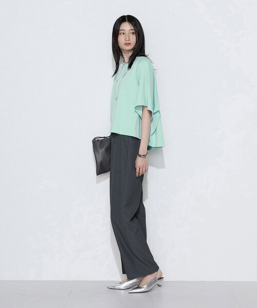 Gabardine K.T(ギャバジンケーティー)の「プレーティング天竺 テントラインプルオーバー(Tシャツ/カットソー・レディース・ブラウン/ブルー/ミント・9号)」の7枚目の写真