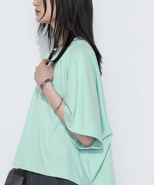 Gabardine K.T(ギャバジンケーティー)の「プレーティング天竺 テントラインプルオーバー(Tシャツ/カットソー・レディース・ブラウン/ブルー/ミント・9号)」の13枚目の写真