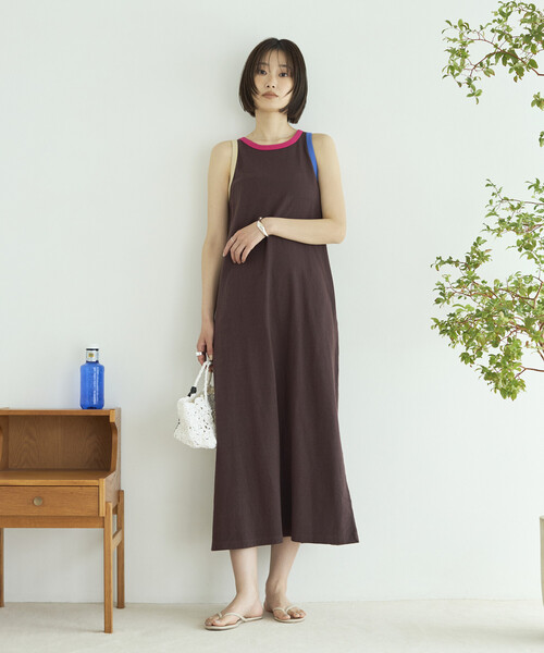 FilMelange(フィルメランジェ)の「FilMelange × Firsthand/フィルメランジェ 別注ELIZA / 配色 リンガー カットソー ワンピース(ワンピース・レディース・ネイビー/ブラウン・FREE)」の8枚目の写真