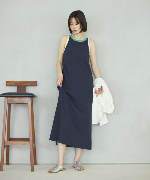 FilMelange(フィルメランジェ)の「FilMelange × Firsthand/フィルメランジェ 別注ELIZA / 配色 リンガー カットソー ワンピース(ワンピース・レディース・ネイビー/ブラウン・FREE)」の20枚目の写真