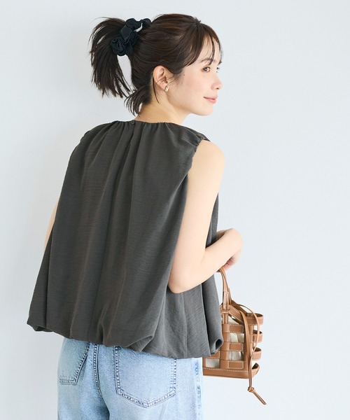 coca(coca)(コカ)の「バルーンノースリーブブラウス(シャツ/ブラウス・レディース・チャコール/ホワイト・L/M/S)」の5枚目の写真