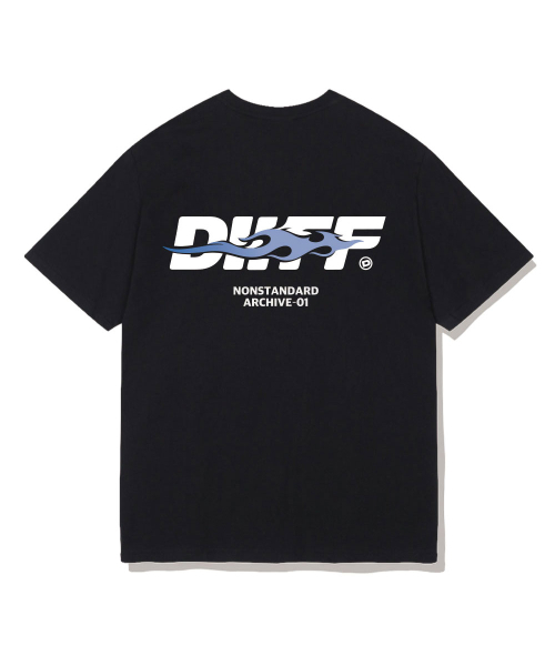 DIIFF（ディフ）の「ブレイズオーバーサイズ半袖Tシャツ4カラー[DISE_1004]（Tシャツ/カットソー・メンズ・ブラック/アイボリー/ホワイト/ネイビー・MEDIUM/LARGE/X-LARGE/SMALL）」の8枚目の写真