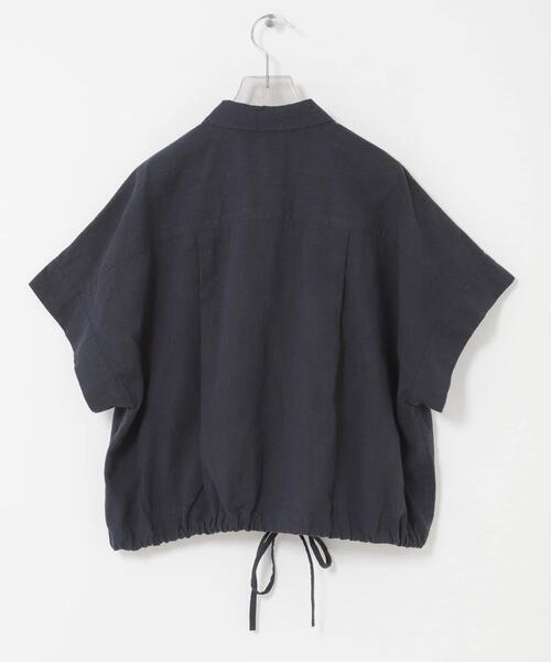 URBAN RESEARCH(アーバンリサーチ)の「ラミーレーヨンハーフスリーブシャツ(シャツ/ブラウス・レディース・ネイビー/ベージュ系その他/ホワイト・FREE)」の12枚目の写真