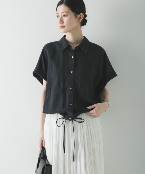 URBAN RESEARCH（アーバンリサーチ）の「ラミーレーヨンハーフスリーブシャツ（シャツ/ブラウス・レディース・ネイビー/ベージュ系その他/ホワイト・FREE）」の6枚目の写真