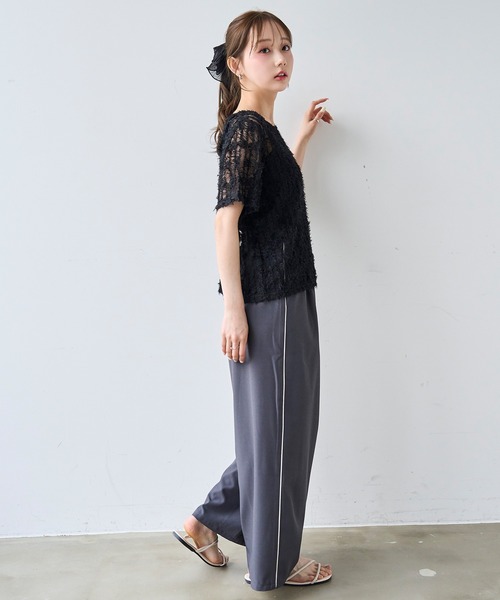 mil（ミル）の「シアーフェザー クロップド トップス【587222】（Tシャツ/カットソー・レディース・アイボリー/ブラック・ONESIZE）」の16枚目の写真