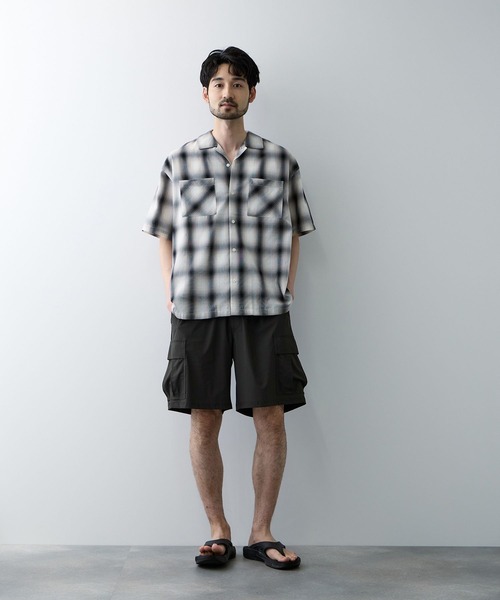 NAVY(ネイビー)の「SARARI 接触冷感 極冷UVカット カーゴショートパンツ(その他パンツ・メンズ・ブラック/チャコールグレー・XL/L/M)」の3枚目の写真